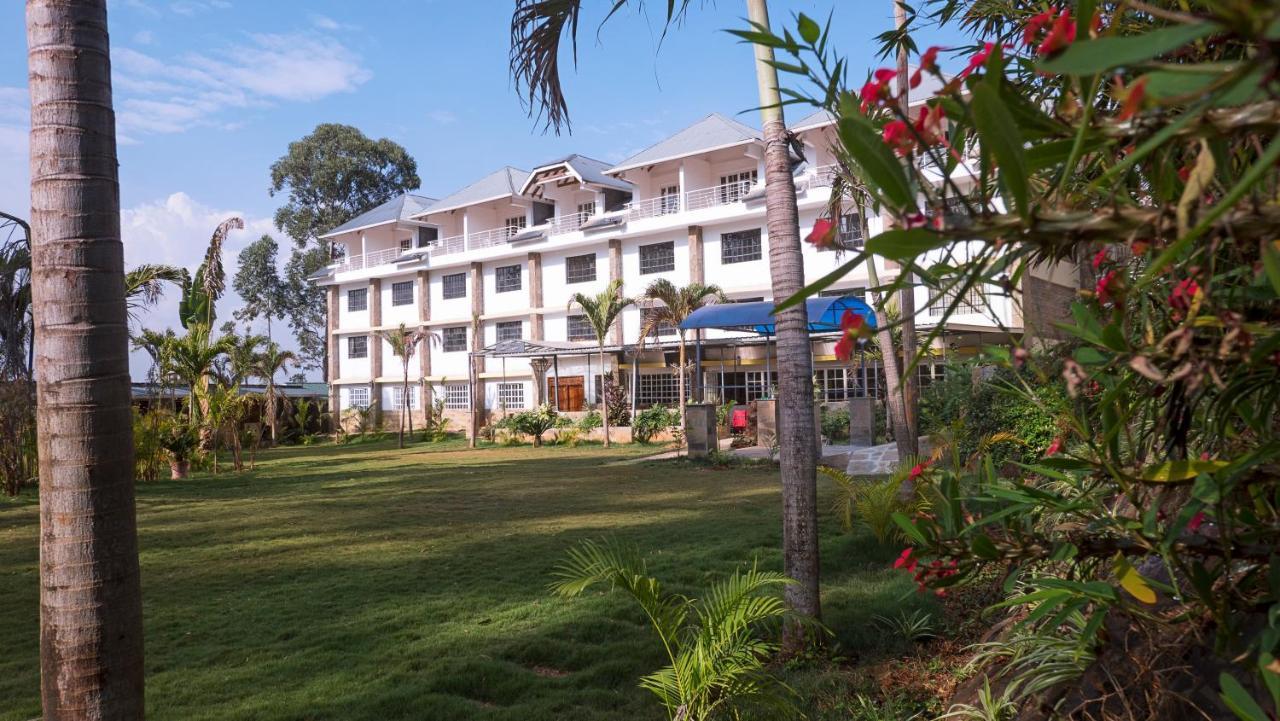 Tobriana Hotel Nairobi Exterior photo