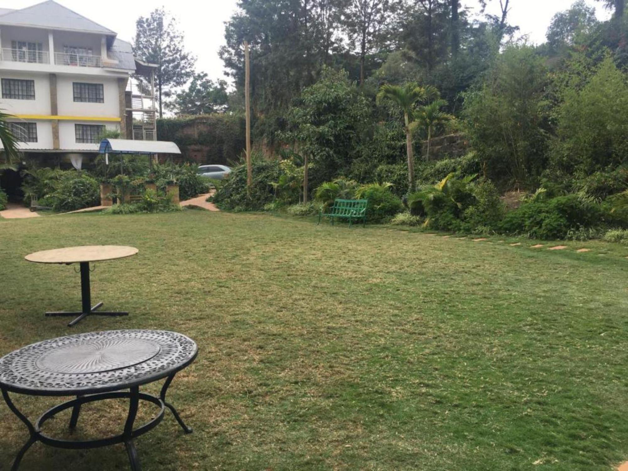Tobriana Hotel Nairobi Exterior photo
